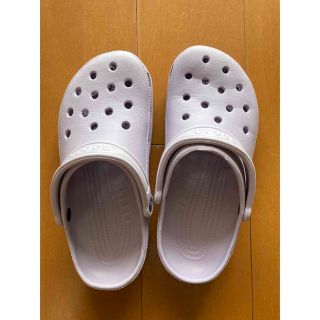 クロックス(crocs)の【新品　未使用　自宅保管】クロックス　ラベンダー　26cm　サンダル(サンダル)