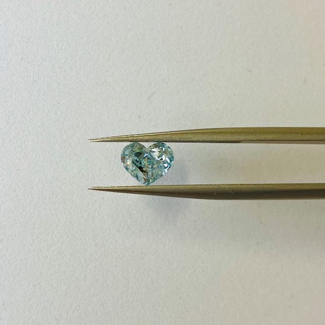 FANCY INTENSE GREENISH BLUE 0.862ct HS レディースのアクセサリー(その他)の商品写真