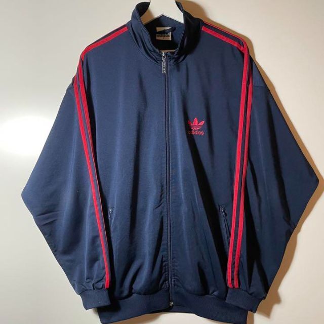 adidas(アディダス)の超希少❗️ヨーロッパ古着フランス企画　美品❗️90sアディダス刺繍ロゴネイビー赤 メンズのトップス(ジャージ)の商品写真