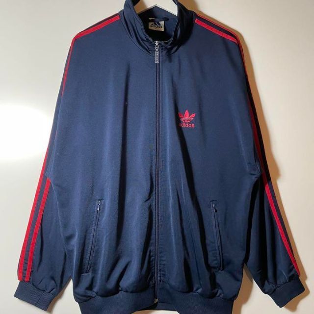 adidas(アディダス)の超希少❗️ヨーロッパ古着フランス企画　美品❗️90sアディダス刺繍ロゴネイビー赤 メンズのトップス(ジャージ)の商品写真