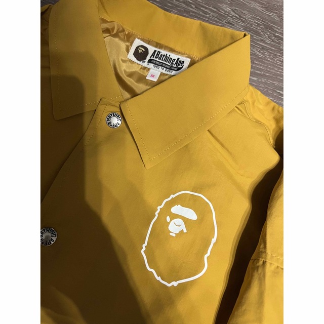 A BATHING APE(アベイシングエイプ)のエイプ　コーチジャケットとカットソー　レディースM未使用 レディースのジャケット/アウター(ナイロンジャケット)の商品写真