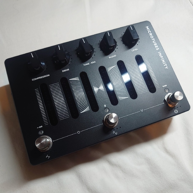 vivie OwlMightyII ベース用プリアンプ ベースエフェクター vivie OwlMightyII ベース用プリアンプ ベースエフェクター
