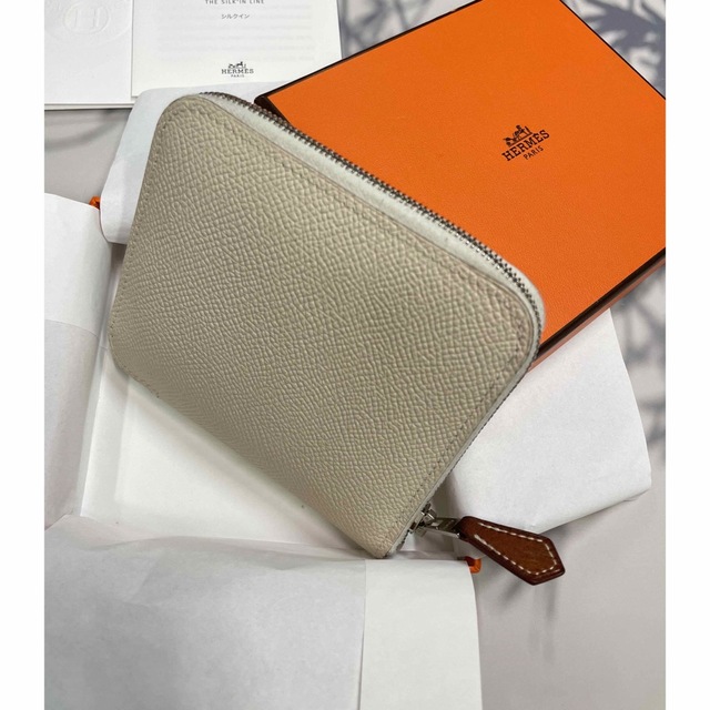 第一ネット Hermes エルメス シルクインコンパクト T刻印 - 財布