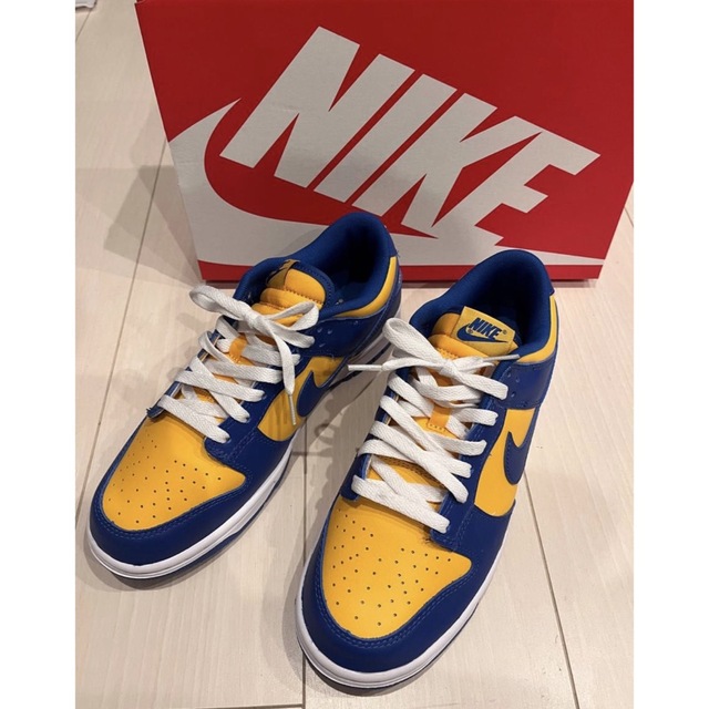 NIKE(ナイキ)のNIKE DUNK low UCLA 26.5cm DD1391-402 ナイキ メンズの靴/シューズ(スニーカー)の商品写真