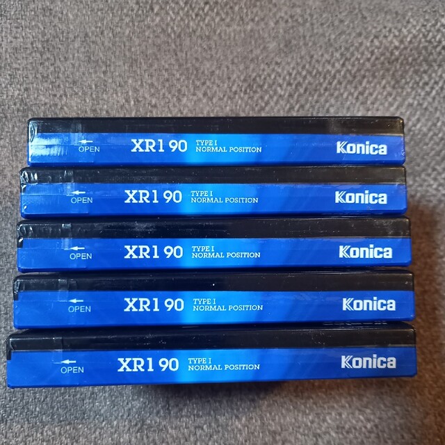 KONICA MINOLTA(コニカミノルタ)のカセットテープ KONICA XR1 90分×5本 未開封品 スマホ/家電/カメラのオーディオ機器(その他)の商品写真