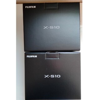 フジフイルム(富士フイルム)のFUJIFILM　X-S10  ボディ　ブラック(デジタル一眼)