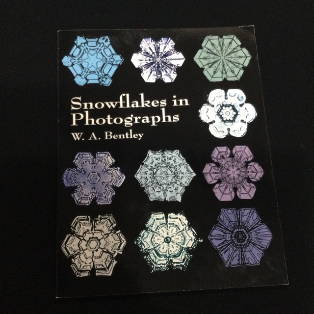 雪の結晶　洋書　英語　写真集　本　ウィルソン　ベントレー　snowflakes