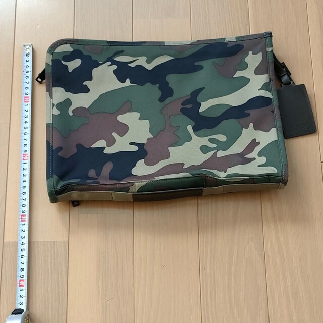 ★★美品★★TUMI × SHIPS 限定コラボ 別注迷彩 クラッチバッグ