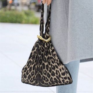 ドゥーズィエムクラス(DEUXIEME CLASSE)のプリーツバッグ　LEOPARD MINI Deuxieme Classe(トートバッグ)