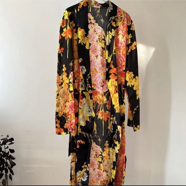限定版 DRIES VAN NOTEN - ドリスヴァンノッテン 花柄ローブ 美品