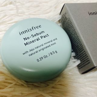 イニスフリー(Innisfree)の【新品未開封】イニスフリー ノーセバム ミネラルパクト(フェイスパウダー)