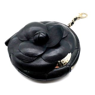 シャネル(CHANEL)の【美品】CHANEL シャネル カメリア ラムスキン コインケース 小銭入れ(コインケース)