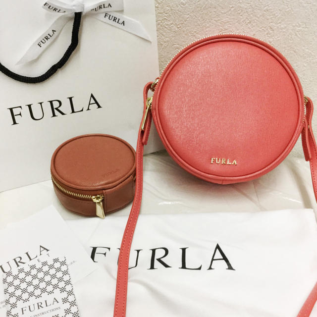 ★新品★ 正規 FURLA 丸型 ポシェット ショルダー バッグ ピンク | フリマアプリ ラクマ