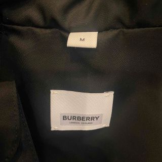 超美品☆BURBERRY 21SS シャークグラフィックパーカー 黒
