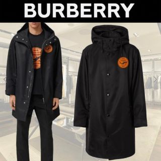 バーバリー(BURBERRY)の超美品☆BURBERRY 21SS シャークグラフィックパーカー  黒(ブルゾン)