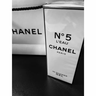 シャネル(CHANEL)のシャネル N°5 ロー イン シャワー ジェル　(ボディソープ/石鹸)