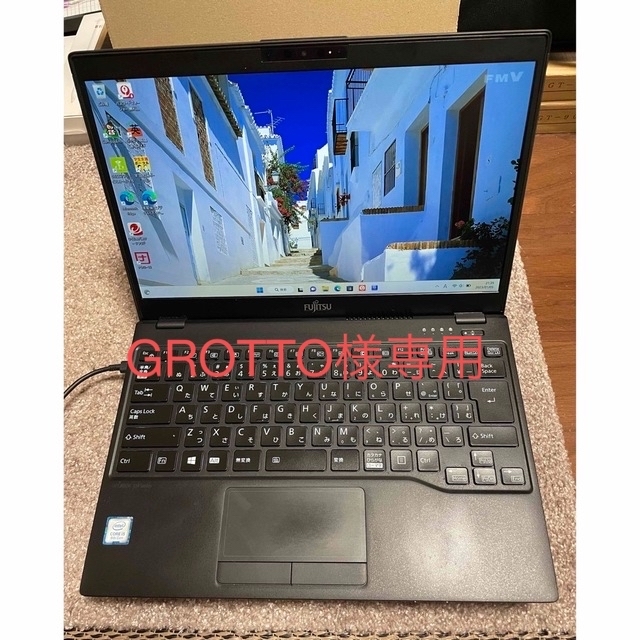 富士通ノートパソコン　LIFEBOOK  UH 75/D3