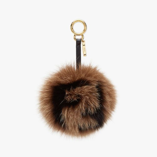 FENDI フェンディ FFロゴ ポンポンチャーム www.portonews.com