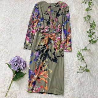 ESCADA♡高級 ストレッチ ジャージー素材ワンピース 花柄 ベージュ 32