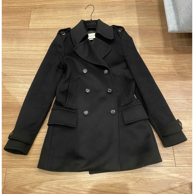 GUCCI - 値下げ GUCCI グッチ Pコート 36 ブラックの通販 by GUCCI - 値下げ GUCCI グッチ Pコート 36 ブラックの通販 by