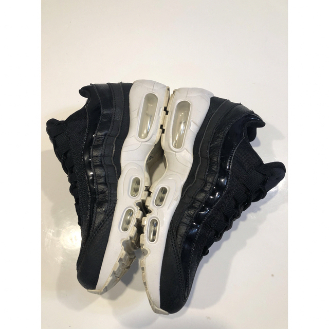 NIKE(ナイキ)のNIKE AIR MAX95  23.5cm レディースの靴/シューズ(スニーカー)の商品写真