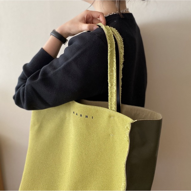 Marni(マルニ)トートバッグ  レザーキャンバス