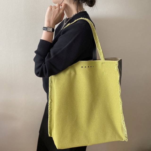 【新品未使用】Marni(マルニ)トートバッグ レザーキャンバス