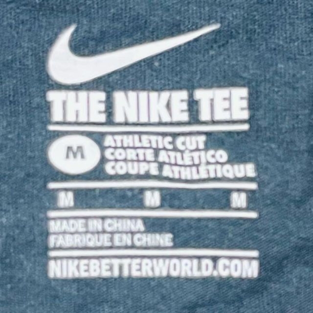 NIKE(ナイキ)のNIKE 長袖 Tシャツ ロンT レディースのトップス(Tシャツ(長袖/七分))の商品写真