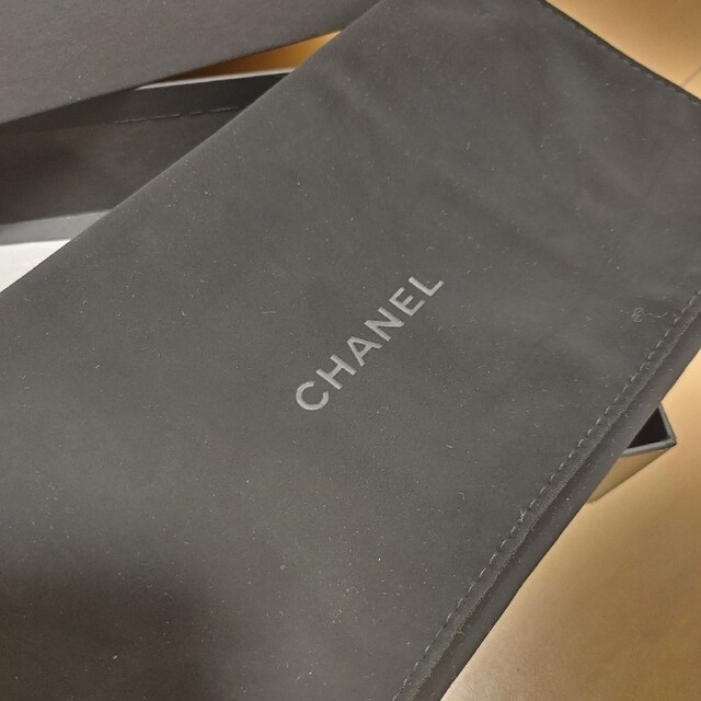 CHANEL(シャネル)のCHANEL　シャネル　長財布　くすみピンク　used 　美品 レディースのファッション小物(財布)の商品写真
