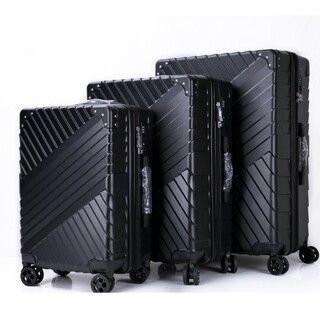 軽量Mサイズ黒　8輪静音キャリーケース　キャリーバッグ　スーツケース(スーツケース/キャリーバッグ)