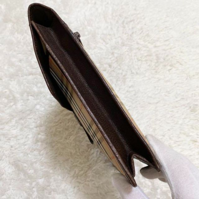 BURBERRY - 極美品♡バーバリー クラッチバッグ ノバチェック フラップ
