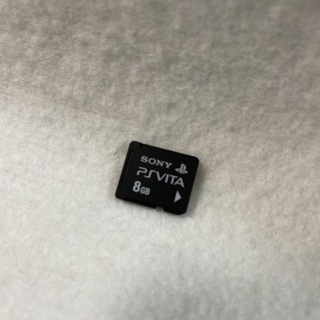 PSVITA メモリーカード　8GB ソニー　純正　プレイステーションヴィータ(携帯用ゲーム機本体)