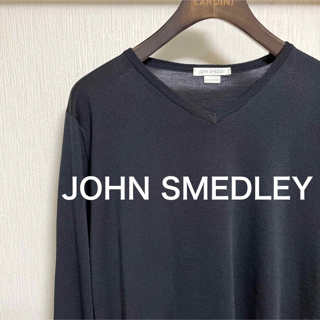 メンズ【美品】JOHN SMEDLEY 　 Vネック　ウール　ニット　ブラック