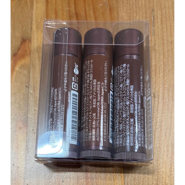 doTERRA(ドテラ)のドテラ リップバーム×3 コスメ/美容のスキンケア/基礎化粧品(リップケア/リップクリーム)の商品写真