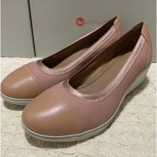 クラークス(Clarks)の【新品】Clarks un tallara liz アンタララリズ　パンプス(ハイヒール/パンプス)