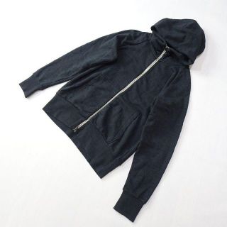 フレッドペリー(FRED PERRY)のFRED PERRY フレッドペリー ワンポイント グレー スウェットパーカー(パーカー)