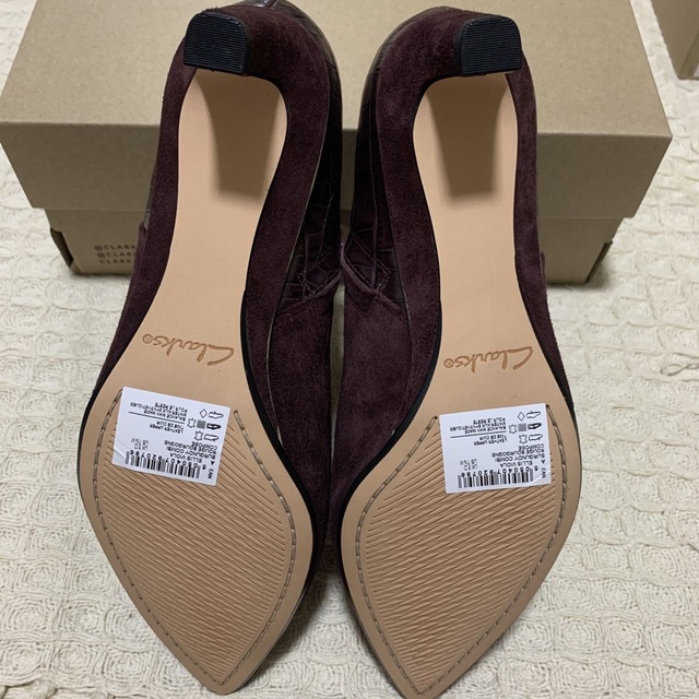 Clarks(クラークス)の【新品】Clarks ellis viola エリスビオラ　ブーティ レディースの靴/シューズ(ブーティ)の商品写真