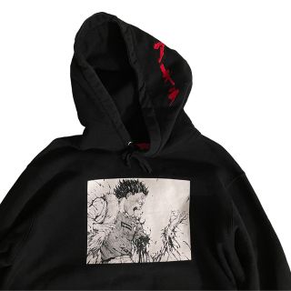 シュプリーム(Supreme)の【SUPREME】希少！！17aw AKIRAコラボパーカー　Mサイズ(パーカー)