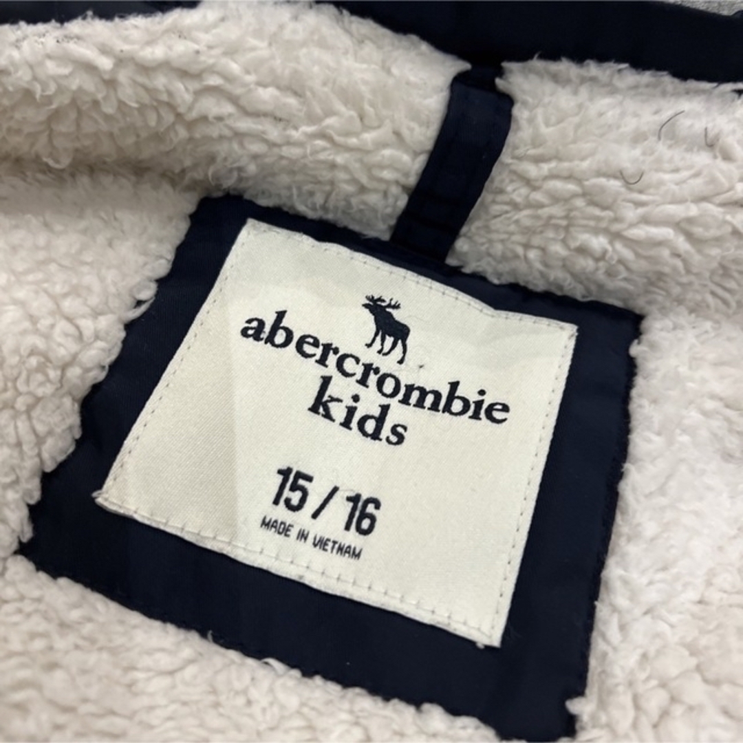 Abercrombie&Fitch(アバクロンビーアンドフィッチ)の値下げ‼️アバクロンビー ボアジャンパー kids 150 キッズ/ベビー/マタニティのキッズ服女の子用(90cm~)(ジャケット/上着)の商品写真