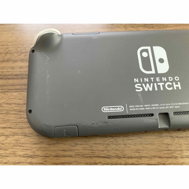 Nintendo Switch(ニンテンドースイッチ)のNintendo Switch Liteグレー エンタメ/ホビーのゲームソフト/ゲーム機本体(家庭用ゲーム機本体)の商品写真