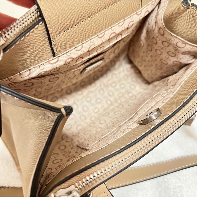 数回使用 GUESS バッグ 取り外し可能 ショルダーバッグ www.bakhoone.ir