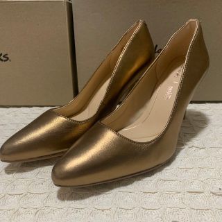 クラークス(Clarks)の【新品】Clarks laina rae ライナラエ　パンプス(ハイヒール/パンプス)