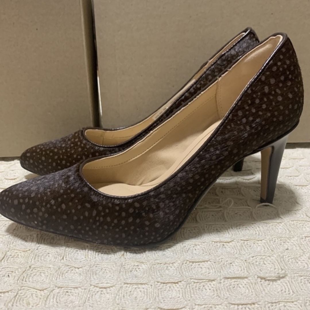 Clarks(クラークス)の【新品】Clarks laina rae ライナラエ　パンプス レディースの靴/シューズ(ハイヒール/パンプス)の商品写真