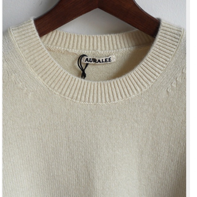 AURALEE Baby Cashmere Knit P/O