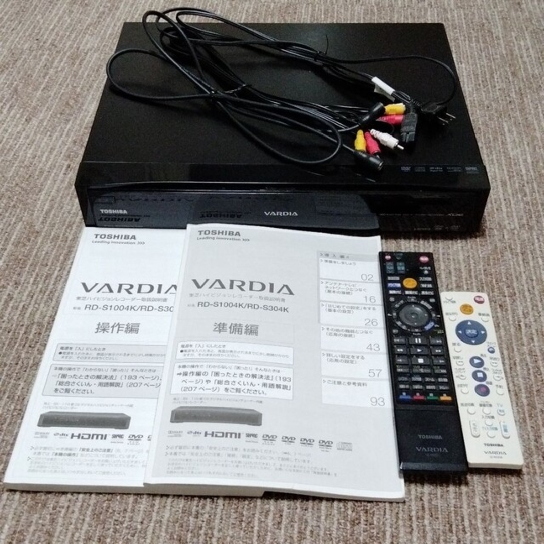 東芝(トウシバ)のジャンク　東芝　DVDレコーダー　VARDIA　RD-S304K スマホ/家電/カメラのテレビ/映像機器(DVDレコーダー)の商品写真