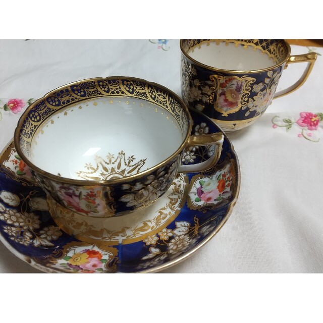 美術品/アンティークCOALPORT TRIO (1820年頃)