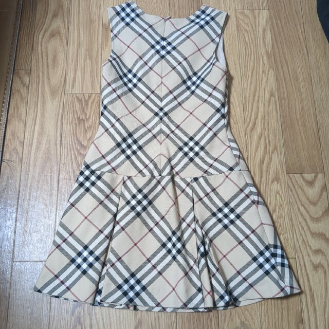 BURBERRY(バーバリー)のBURBERRY　フォーマルワンピース　スカート他 120cm 6点セット キッズ/ベビー/マタニティのキッズ服女の子用(90cm~)(ドレス/フォーマル)の商品写真