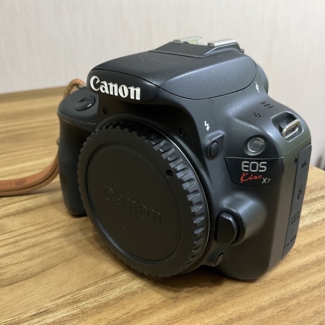国内正規品】 Canon - Canon EOS KISS X7 レンズ2種付 一眼レフカメラ