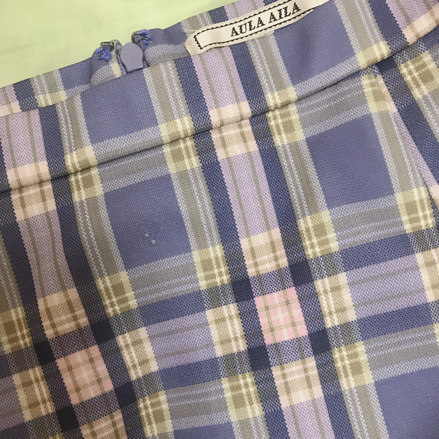 AULA AILA(アウラアイラ)のチェックペンシルスカート レディースのスカート(ひざ丈スカート)の商品写真
