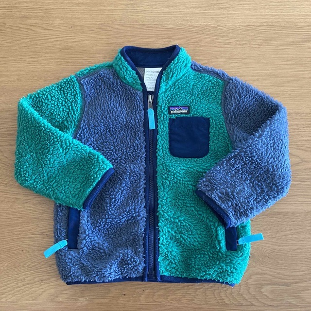 patagonia(パタゴニア)の【値下げ！】パタゴニアボアジャケット2T キッズ/ベビー/マタニティのキッズ服男の子用(90cm~)(ジャケット/上着)の商品写真